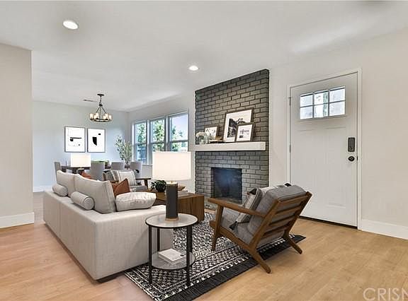 4th image of 8017 McLaren Ave