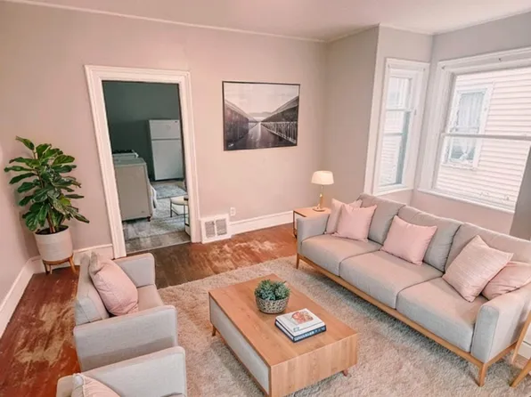 950 Davis Ave NW #1, Grand Rapids, MI 49504