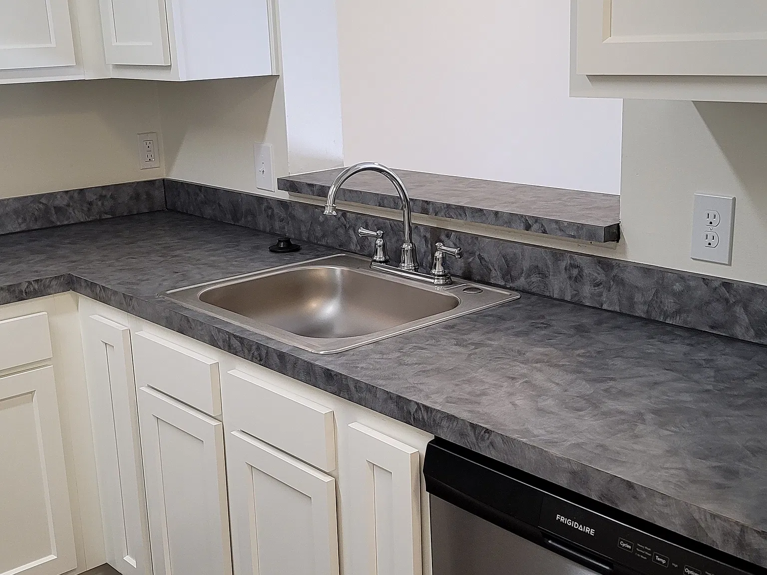 Forest Hills Townhomes — Photo 3