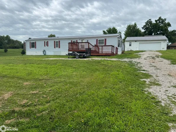 303 Brooklyn St, Batavia, IA 52533