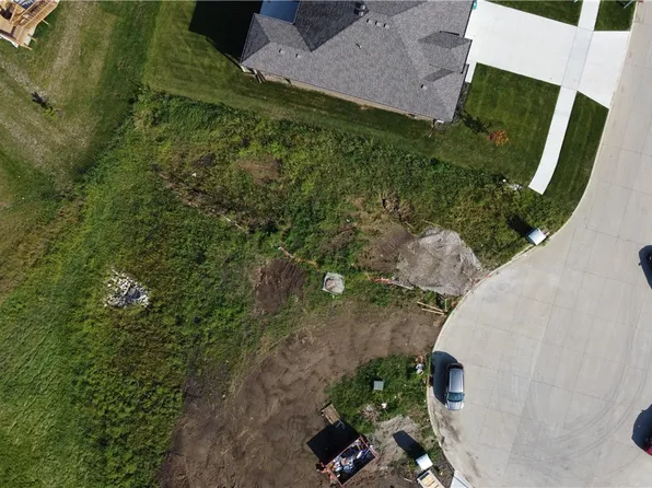 651 W Pine Ave, Norwalk, IA 50211