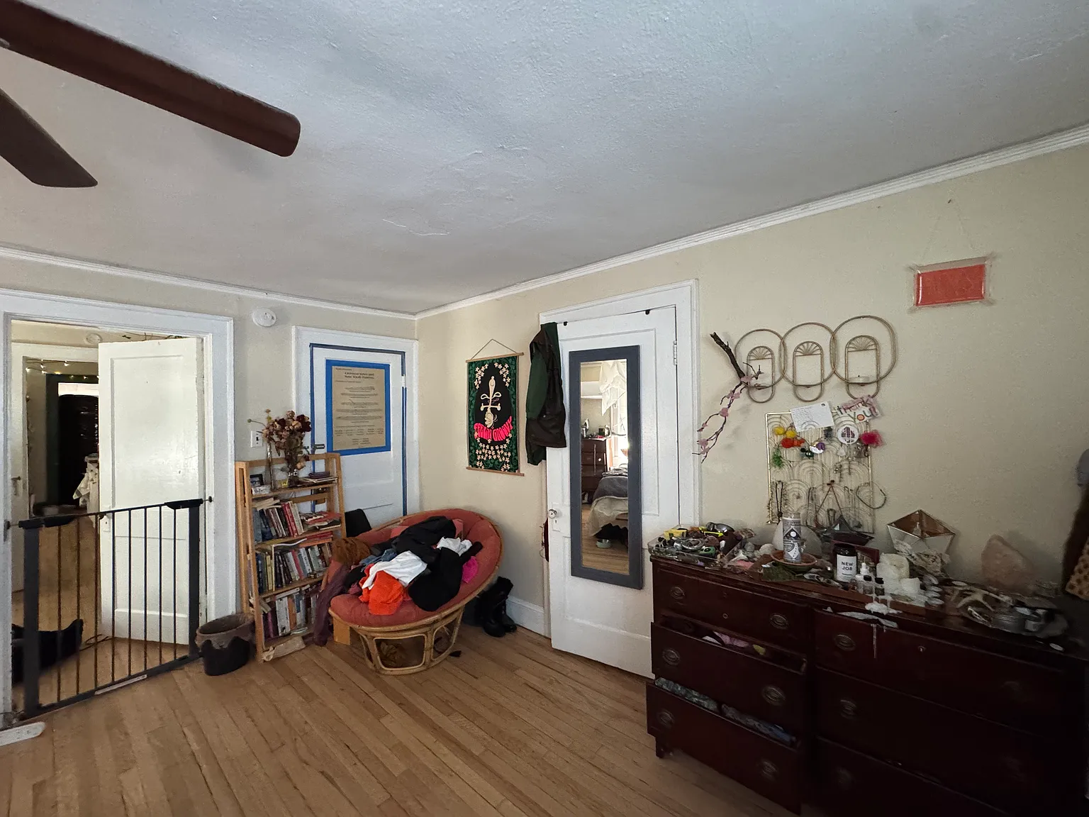 183 Riverview Dr — Photo 3