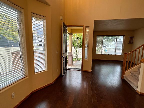 5th image of 17201 SE 24th Cir