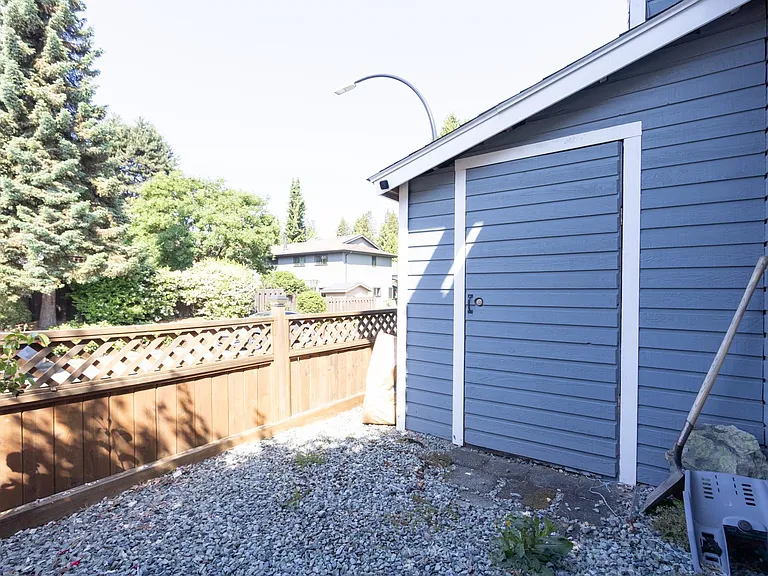 21573 Cherrington Ave — Photo 22