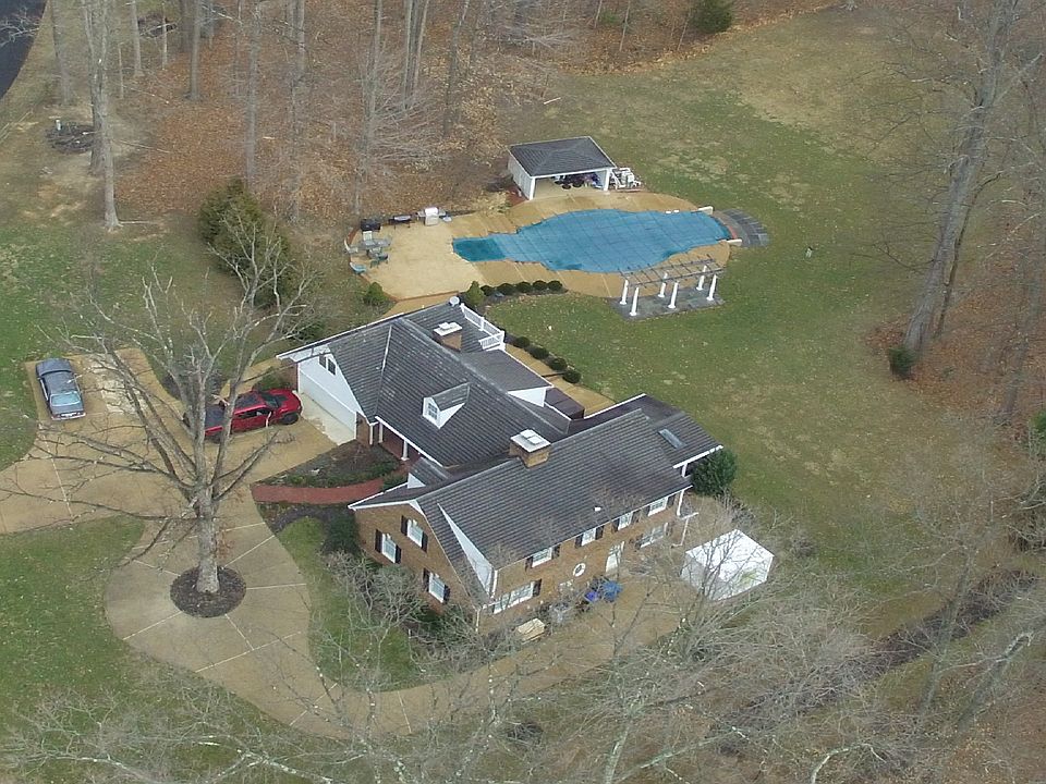 2nd image of 7001 Redlac Dr