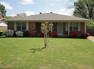 421 Burnside Dr, Little Rock, AR 72205