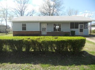 808 W Riverdale St, Luxora, AR 72358
