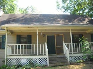 2819 Lullwater Dr, Gainesville, GA 30506