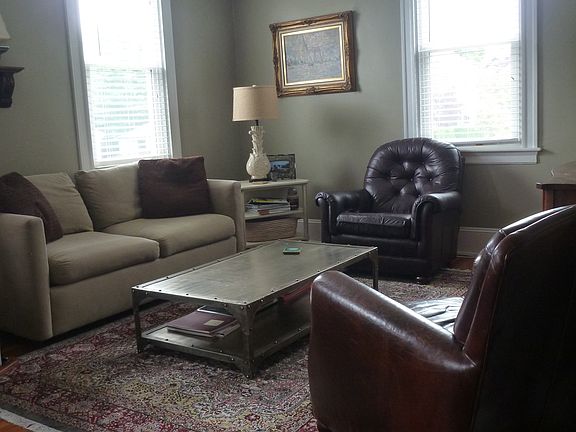 3rd image of 132 Gibbs Ave #2