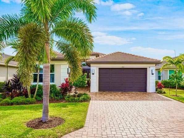 11909 SW Coral Cove Parkway, Port St Lucie, FL 34987