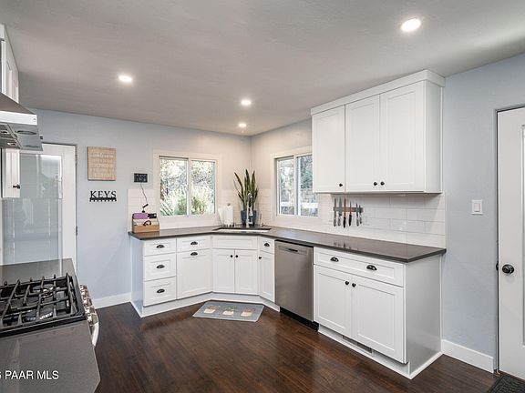 5th image of 2025 Willow Creek Rd