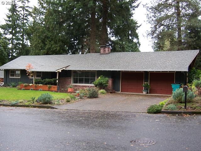 1st image of 900 SE 96th Ave