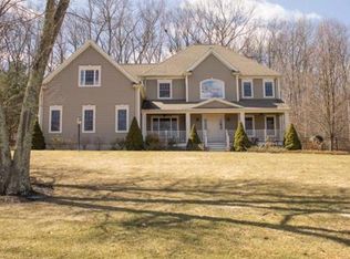 54 Cedar Farm Rd, Medway, MA 02053