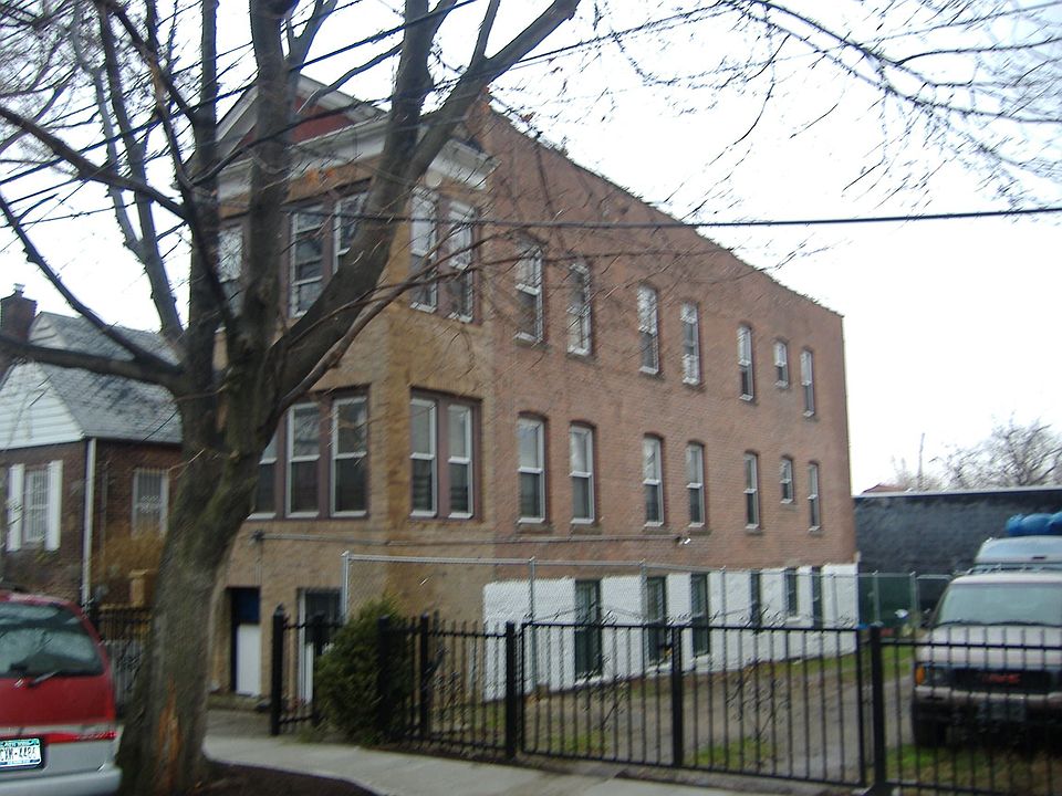 2nd image of 644 Thieriot Ave