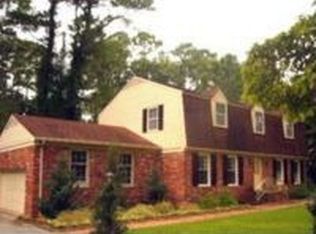 409 Chelsea Rd, Trent Woods, NC 28562