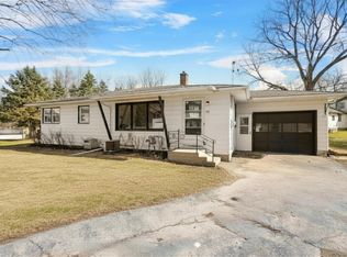 148 Park St, Markesan, WI 53946
