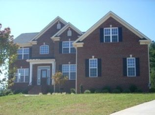 5715 Tipperary Dr, Denver, NC 28037