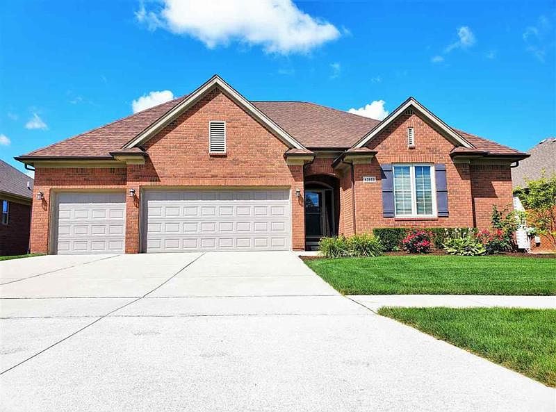 1st image of 43605 Harlequin Ln