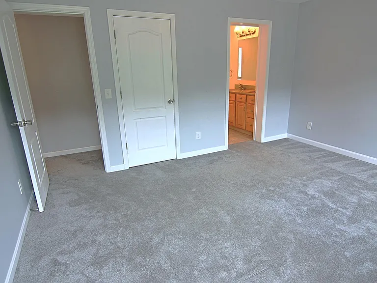 248 Colchester Rd — Photo 24