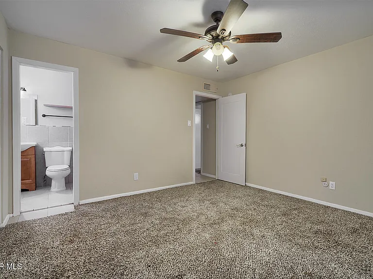 2927 Harrison Ave — Photo 33