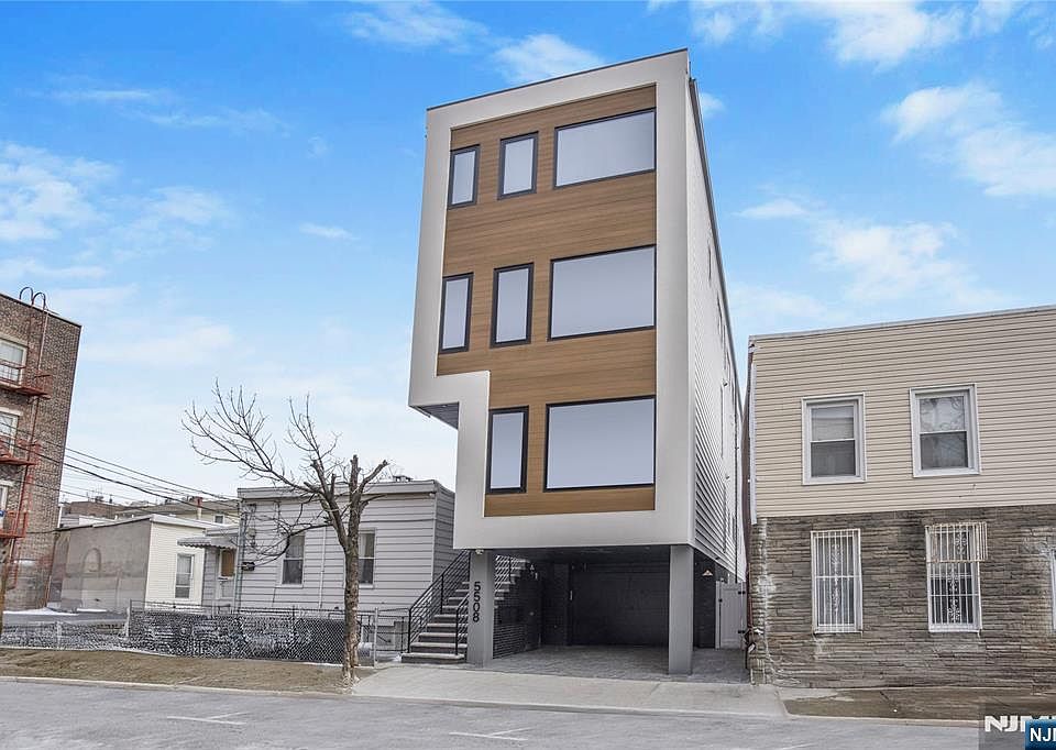 1st image of 5508 Madison St #3