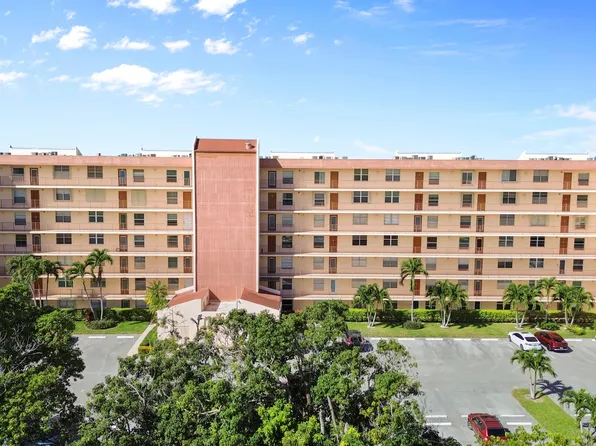 14671 Bonaire Boulevard #404, Delray Beach, FL 33446