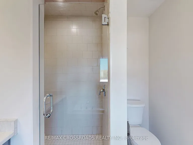 1638 Hetherington Dr — Photo 34