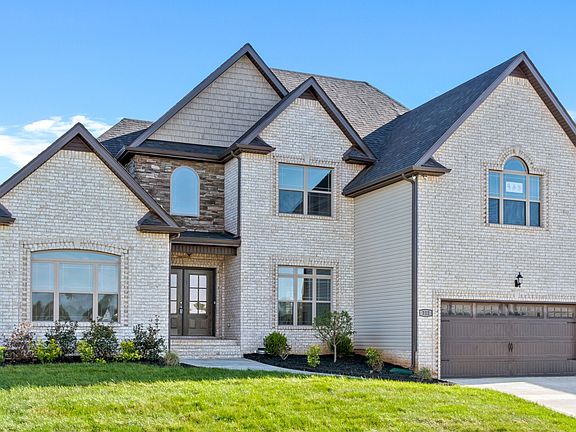 2nd image of 425 Farmington Lot 425