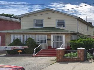 1072 E 43rd St, Brooklyn, NY 11210