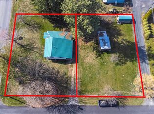 323 E D St, Deer Park, WA 99006