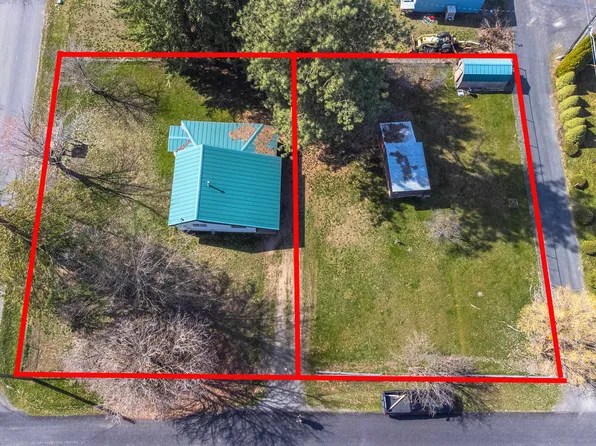 323 E D St, Deer Park, WA 99006
