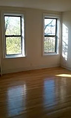 Rented by Hillel Realty Group | media 14