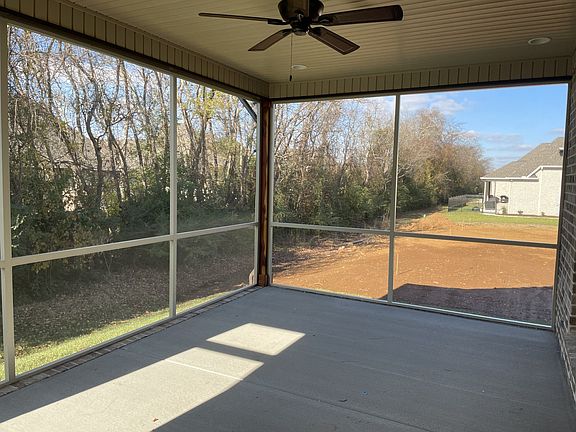 3rd image of 3012 Beaulah Dr