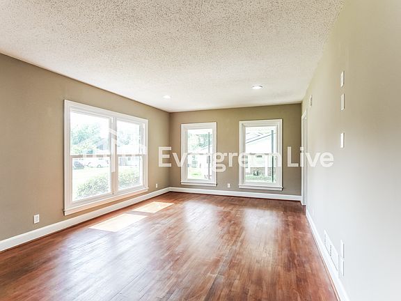 2nd image of 12 Fairway Dr