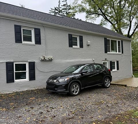 Private parking area for tenant