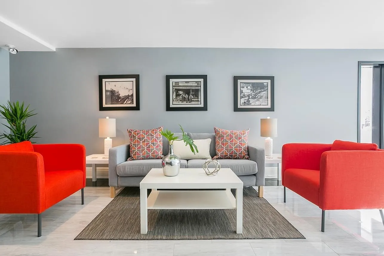 2 bed, 2.5 bath, 1379 sqft, $5,850 — Photo 1