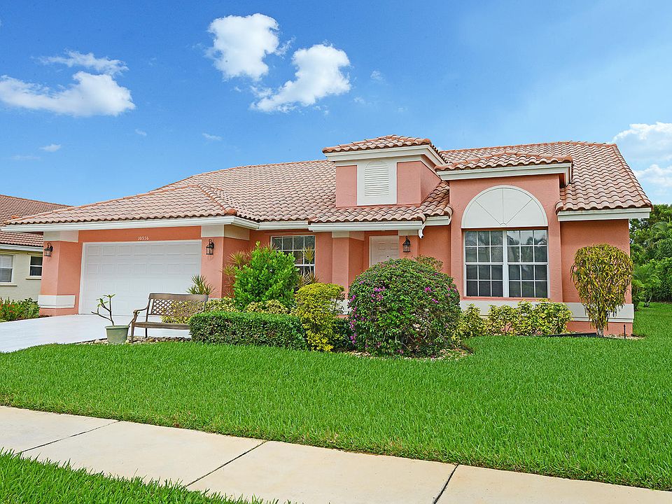 Home For Sale In Boca Greens