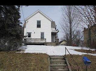 10 Wayne Ave, Ticonderoga, NY 12883