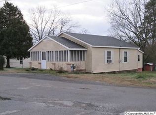 353 1st Ave NW, Arab, AL 35016