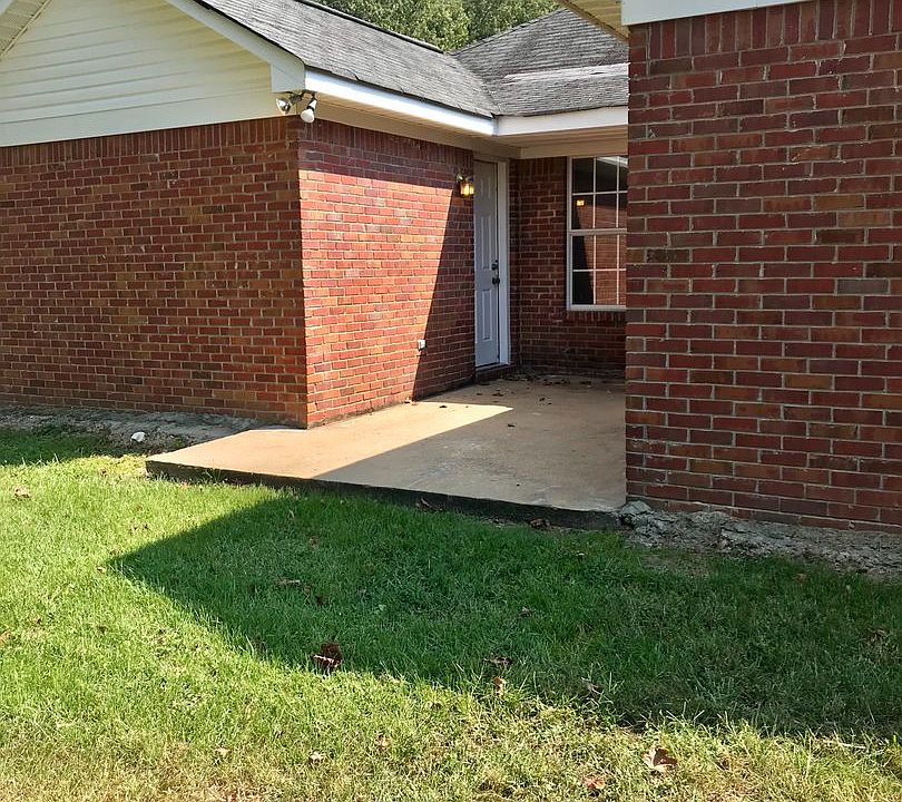 1002 Creekside Pl, Oxford, MS 38655 Zillow