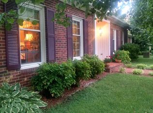 155 Stone Dr, Pilot Mountain, NC 27041