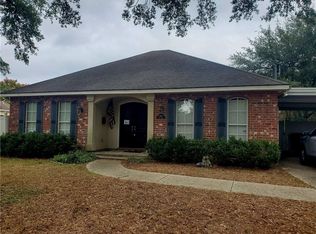 2301 Jackson Blvd, Chalmette, LA 70043