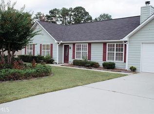 618 Ashton Manor Dr, Loganville, GA 30052