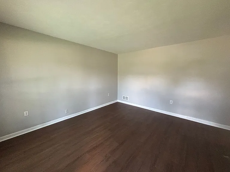 2771 Northmeade Ave — Photo 6