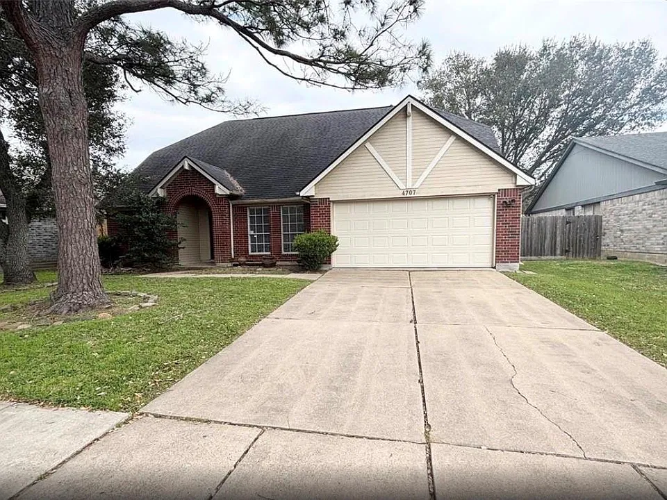 4707 Linden Pl
