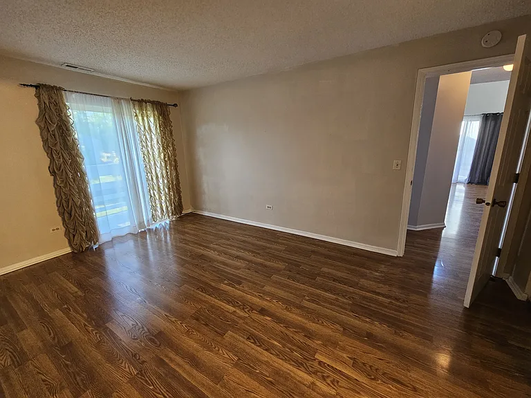 1132 Courtland Dr — Photo 13