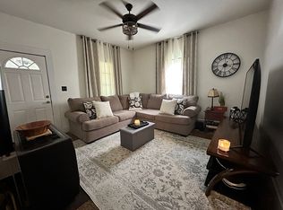 421 Kansas Ave, Carthage, MO 64836