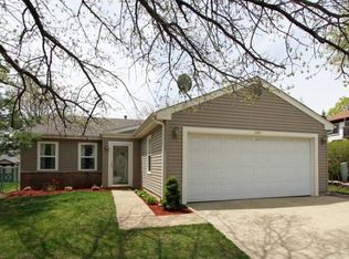 580 Kingston Ct, Roselle, IL 60172