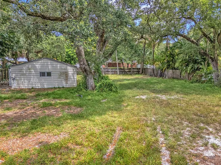 5096 SW 28th Ter — Photo 50