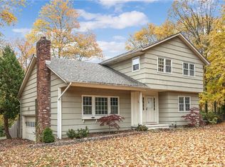 3606 Edgehill Rd, Yorktown Heights, NY 10598